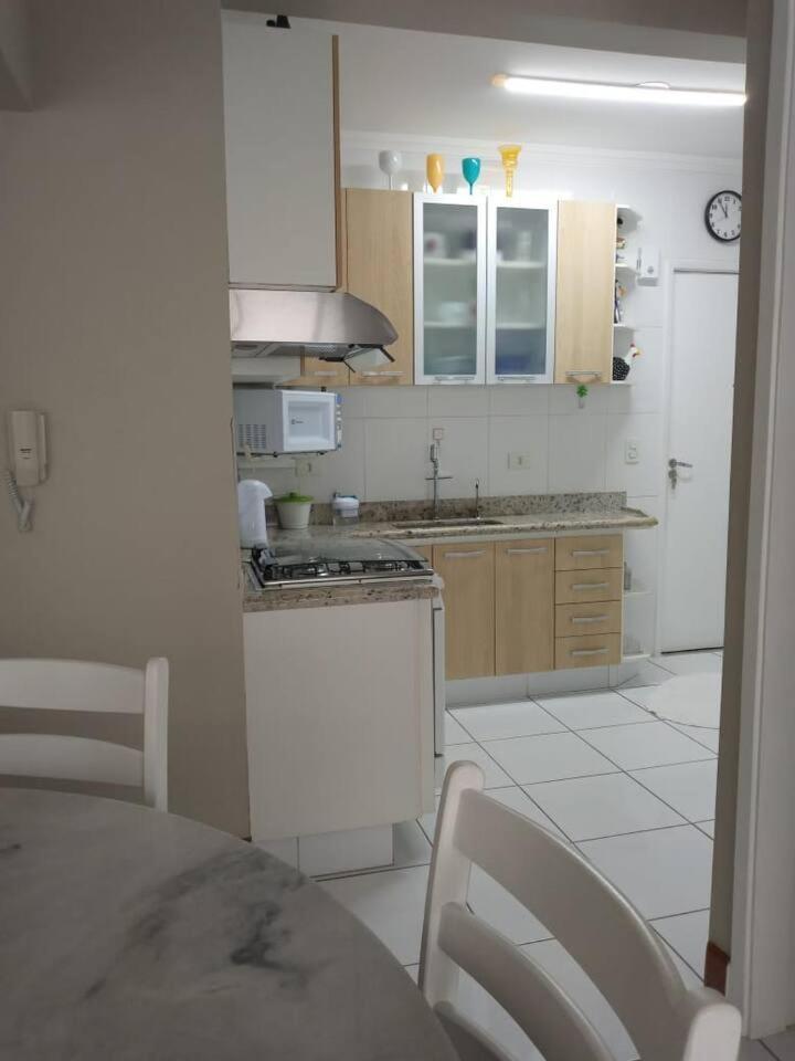 Apartmán Apartamento completo na calçada da praia Guarujá Exteriér fotografie